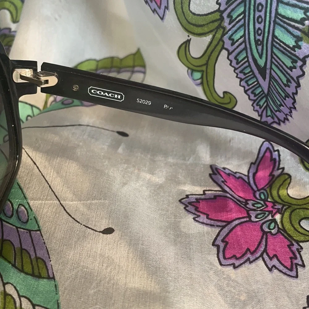 Coach Sunglasses - Picture 2 of 4